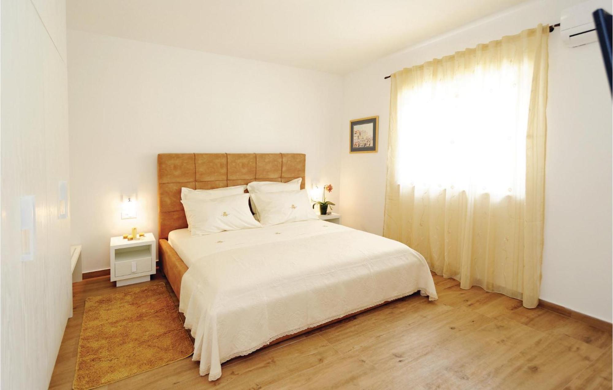 Lovely Home In Sibenik With Wifi Exteriér fotografie